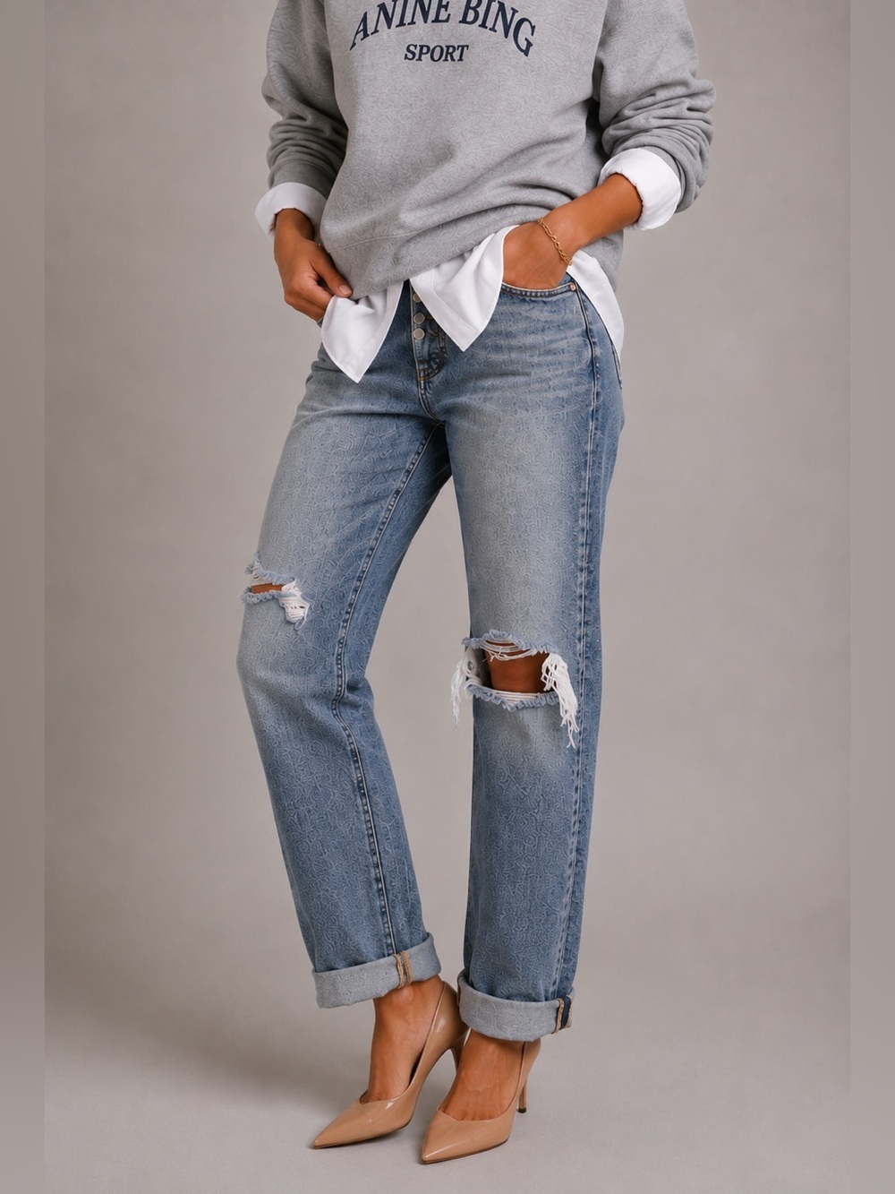 WILD FABLE High-Rise Distressed Busted Knee Button Fly Light Blue Jeans Sz 2